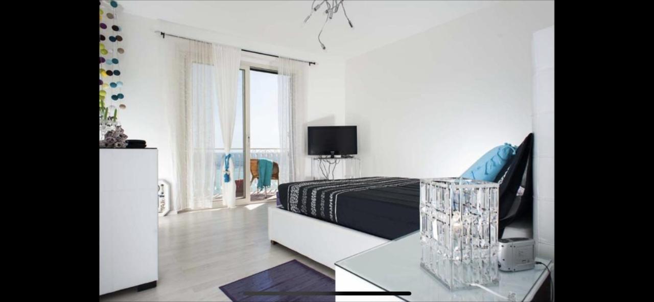 Beach Penthouse Marisol 2Floors, Central Letojanni Exterior foto